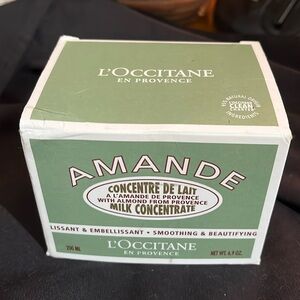 L’Occitane Almond Oil Body Lotion